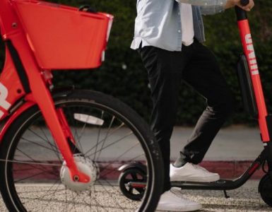 Uber-Jump-bikes-scooters-viagem-pro-futuro